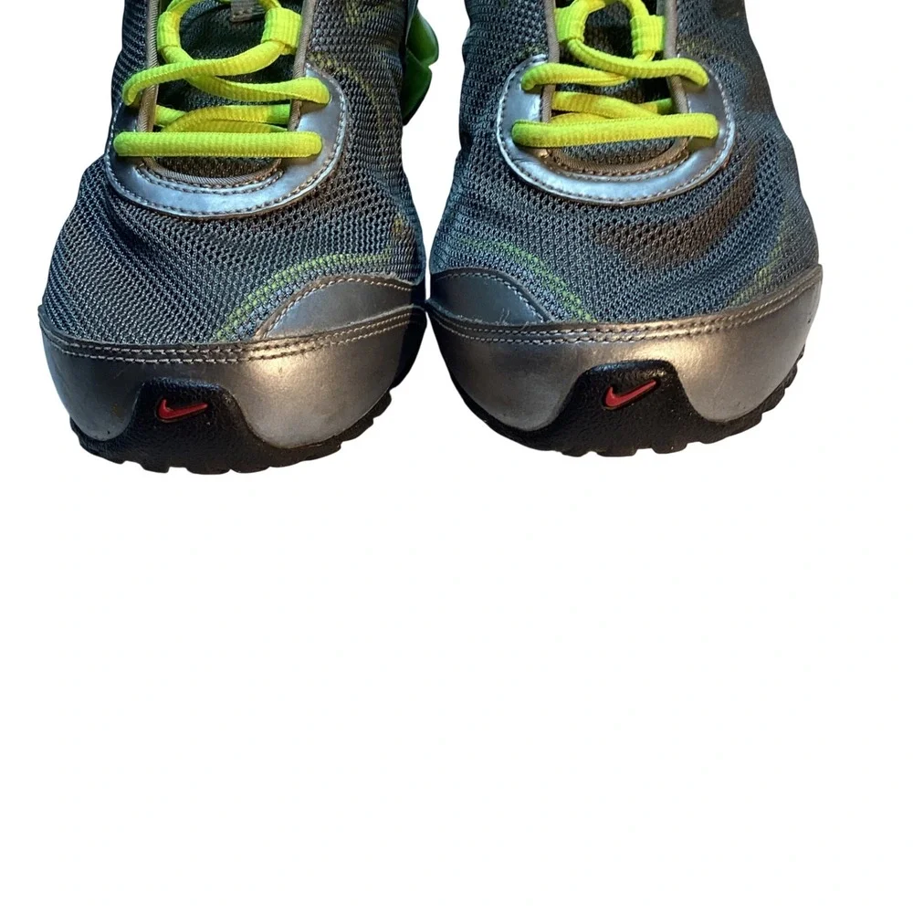 Nike Reax Run 7 Running Shoes Womens 9 Silver Volt Neon Athletic Gym Sneaker